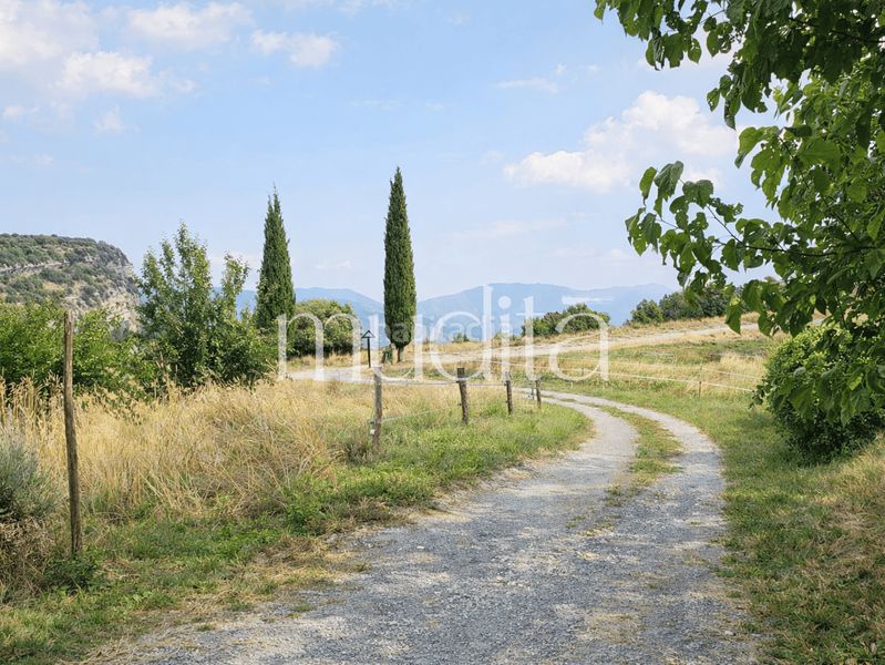 Foto 8fdd9d63-d6dc-4d45-bfcf-7e9c783207cd. Masia amb calefacció aparcament a Tavertet