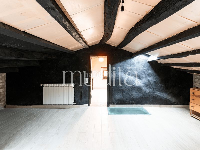 Foto 95dca407-2714-430e-ba9a-df496623f28f. Masia amb calefacció aparcament a Tavertet