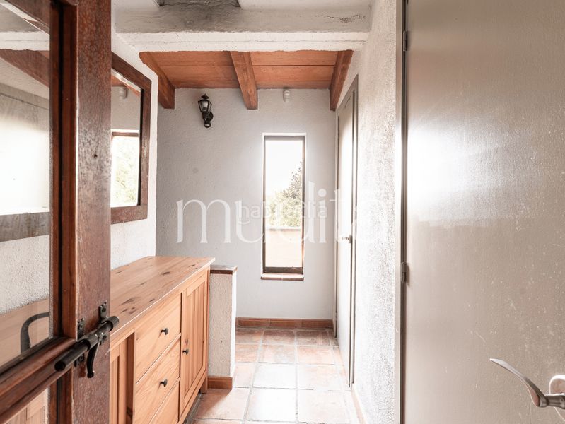 Foto b32635c0-bc77-408a-9257-284c0c43e6b7. Masia amb calefacció aparcament a Tavertet