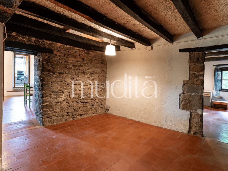 Foto b69f3b0b-5585-4f44-b315-100897e96d23. Masia amb calefacció aparcament a Tavertet