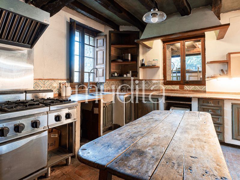 Foto cb56e0fb-94ef-4cae-abaa-9b25e3d52ba3. Masia amb calefacció aparcament a Tavertet