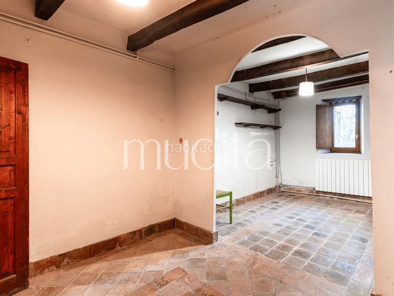 Foto dbba955c-8362-4878-b4a0-b82439fa3899. Masia amb calefacció aparcament a Tavertet