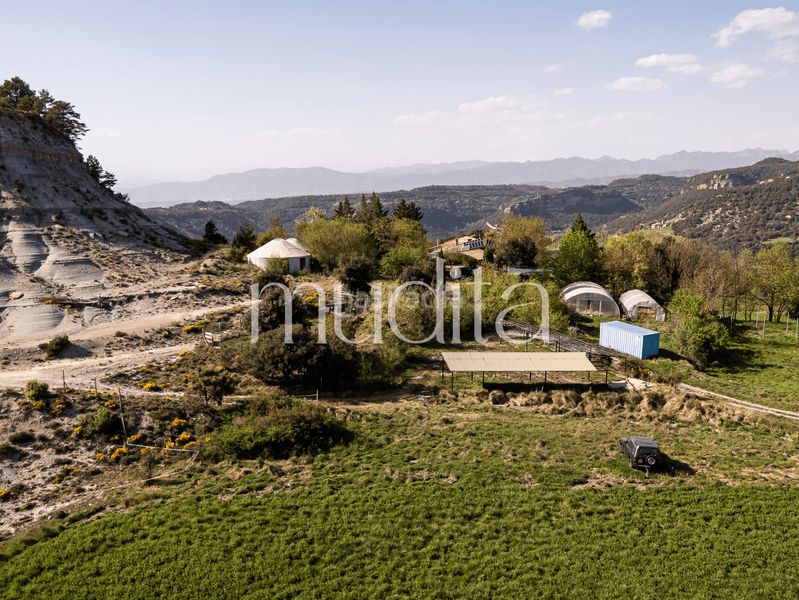 Foto e5194e3b-b08f-4701-96c2-e7e926cb9cc5. Masia amb calefacció aparcament a Tavertet