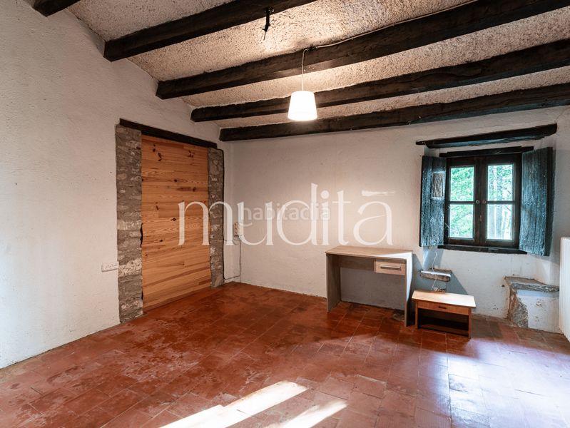 Foto f19e28c4-751b-4231-9248-739af90ab8fd. Masia amb calefacció aparcament a Tavertet