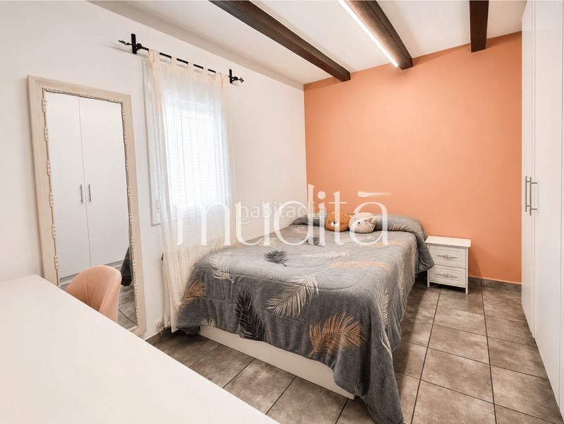 Foto d3a07931-86b3-4c70-b43a-c92304bd2c62. Casa adossada amb calefacció aparcament piscina a Avinyó