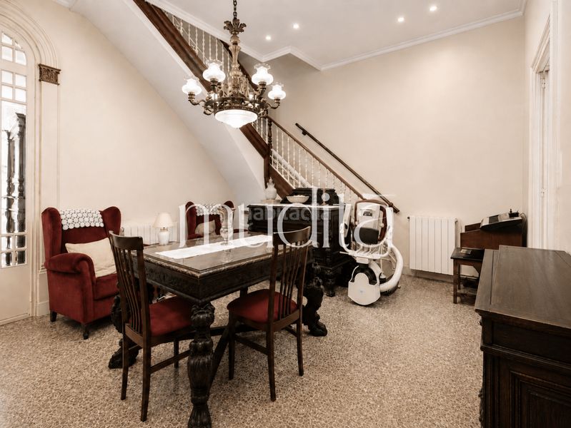 Foto 0beceef3-c35b-4522-b902-54e6ed64a790. Casa adossada a Centre Masnou (El)
