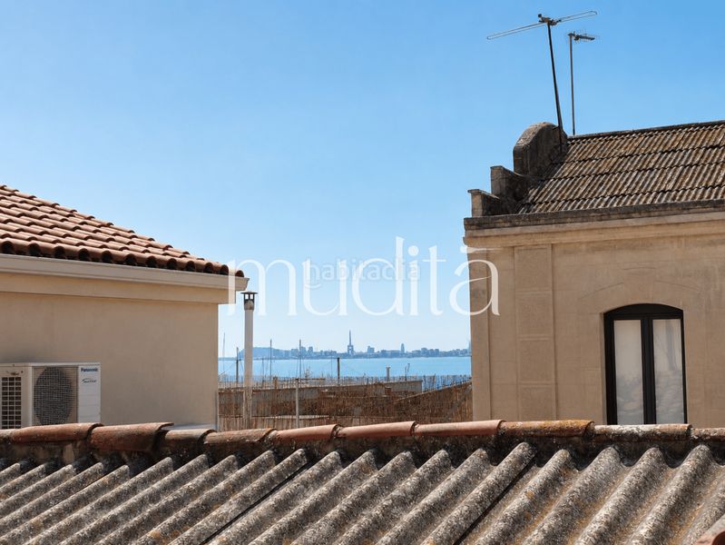 Foto a1b3e849-359a-41fe-a3cb-5f1a77d8f297. Casa adossada a Centre Masnou (El)
