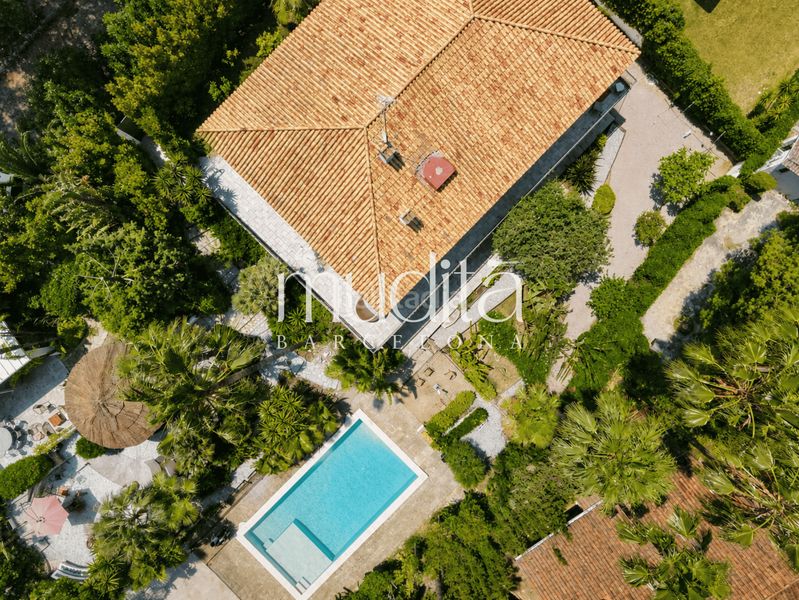 Foto 3904751b-6f90-4149-aa41-c0aa3ae0558b. Casa amb calefacció aparcament piscina a Roda de Barà