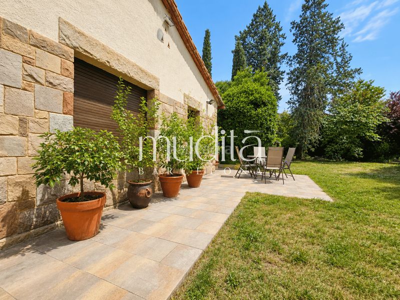 Foto 470b7a61-7fc2-4af6-9137-0a378699626f. Casa amb calefacció aparcament piscina a Ametlla del Vallès (L´)