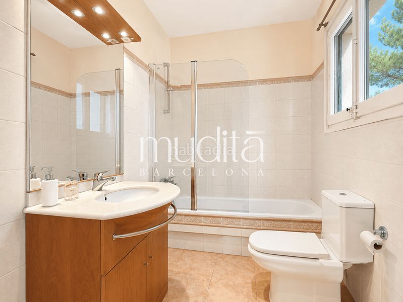 Foto 720896eb-0e8b-4dfb-b9b5-ca9242397b9d. Casa amb calefacció aparcament piscina a Ametlla del Vallès (L´)