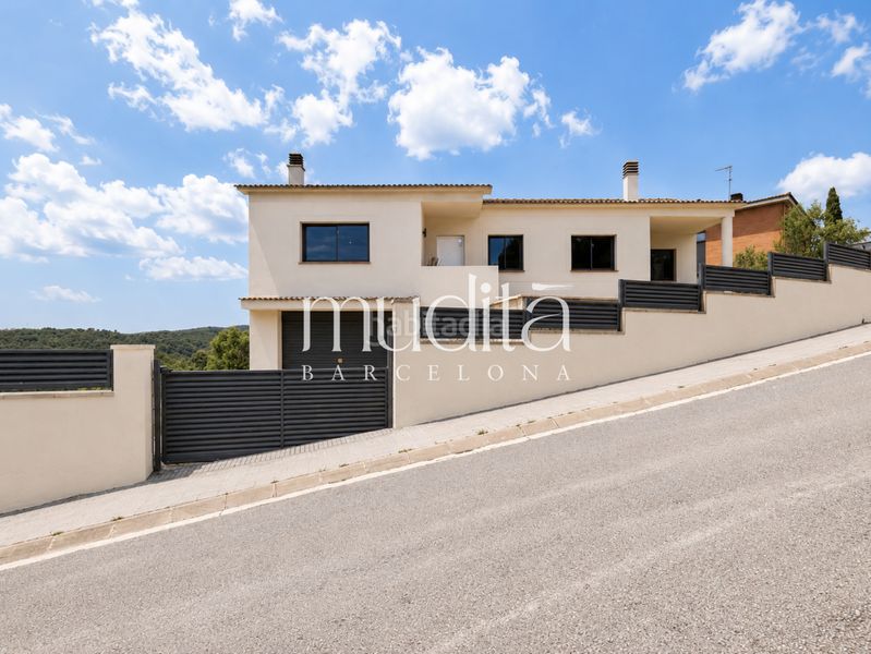 Foto 468f20ff-1ff4-4496-8ab0-c9d1377f36f8. Casa amb calefacció aparcament a Gualba