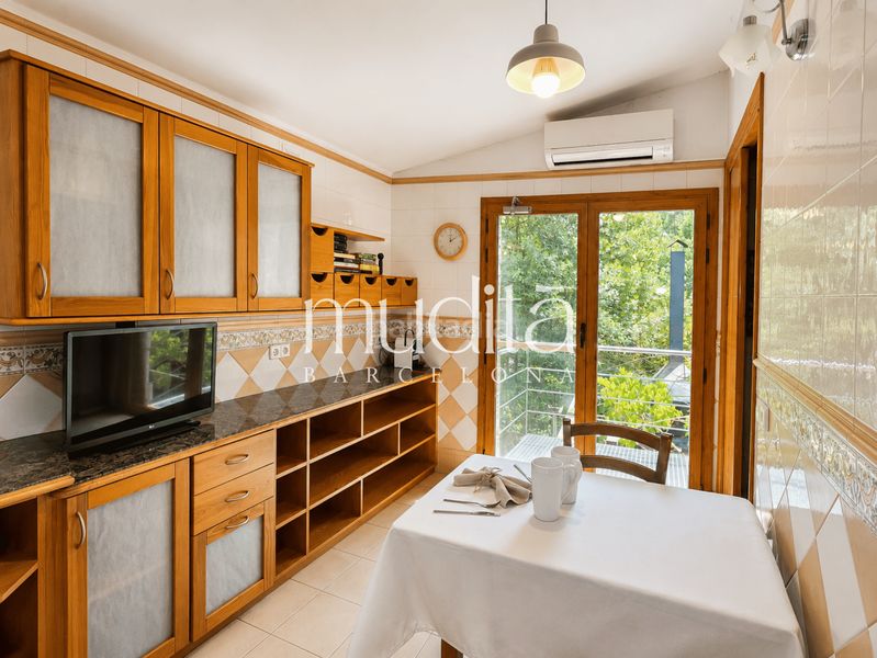 Foto f92d6f1f-26a4-4f58-baa8-e102242c1487. Casa amb calefacció aparcament piscina a Sant Celoni