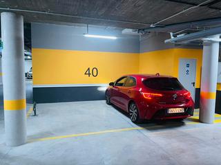Autoparkplatz in Calle de luis martinez feduchi 66. Plaza de garaje doble en el encinar
