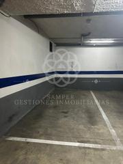 Parking voiture à Casines. Puerto realgaraje