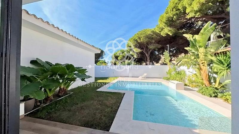 Foto 35cd4a00-1e71-4001-b2d7-275246ebef99. Chalet mit heizung pool in Valdelagrana Puerto de Santa María (El)