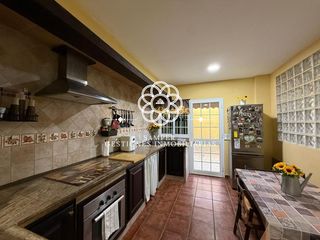 Casa pareada en Carretera de Sanl�car - Sudam�rica. El puerto de santa mar�acasa