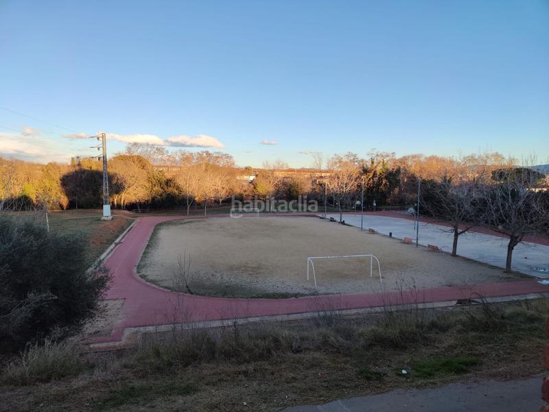 Foto 39a8a9fc-cdc6-4a38-a54e-e58676461770. Maison avec chauffage parking dans Canovelles