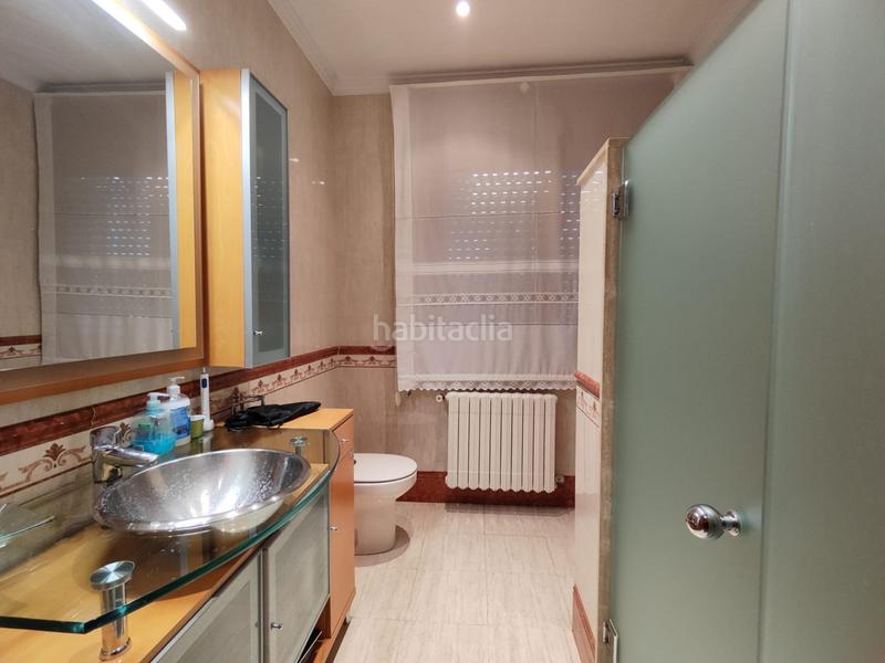 Foto 51ca5c73-6cef-4f53-b3c8-f494017daa18. Maison avec chauffage parking dans Canovelles