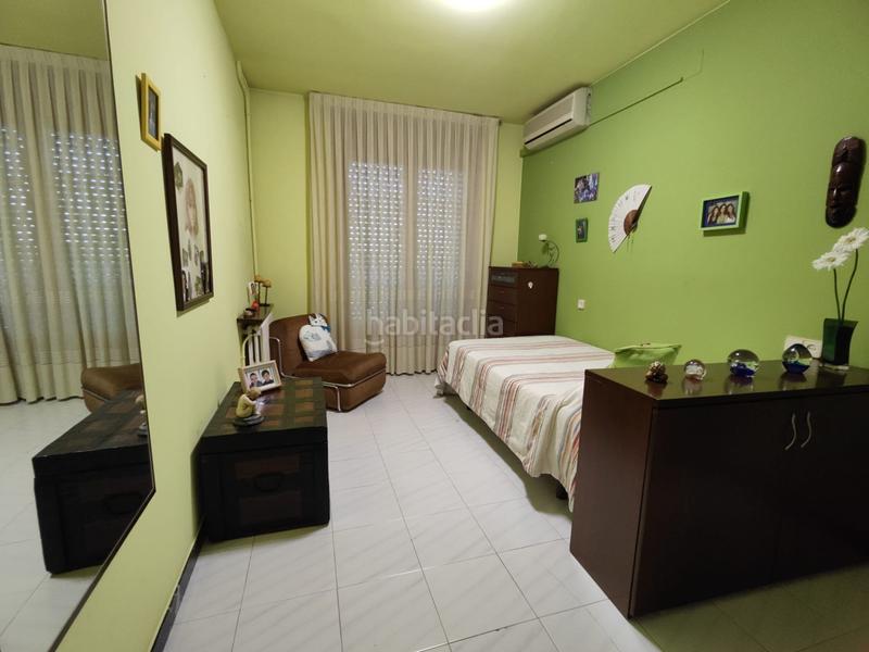 Foto 5a47415e-f797-44f3-bc18-c8463c8234c2. Maison avec chauffage parking dans Canovelles