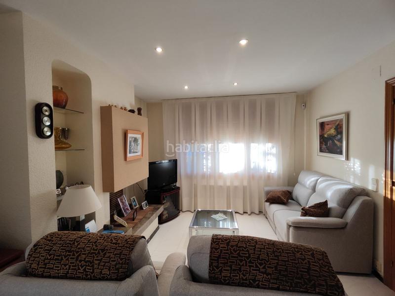 Foto 738569fe-f4e9-4a96-8788-f88faccc7643. Maison avec chauffage parking dans Canovelles