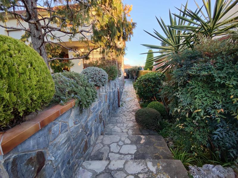 Foto a2509174-32b4-421a-bce9-9b547ec46b21. Maison avec chauffage parking dans Canovelles