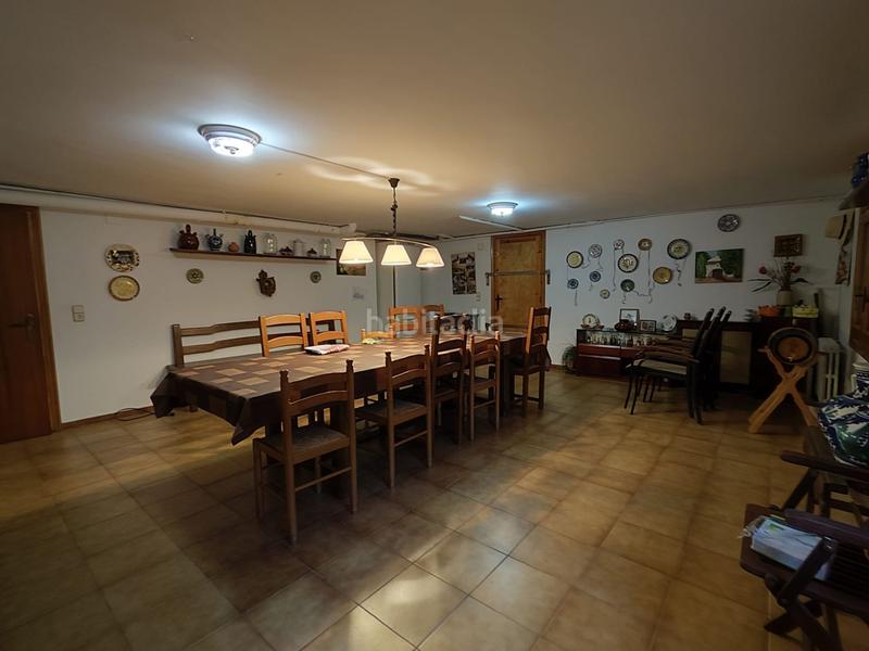 Foto afff3387-74e5-4090-b11e-a1590d9646c2. Maison avec chauffage parking dans Canovelles