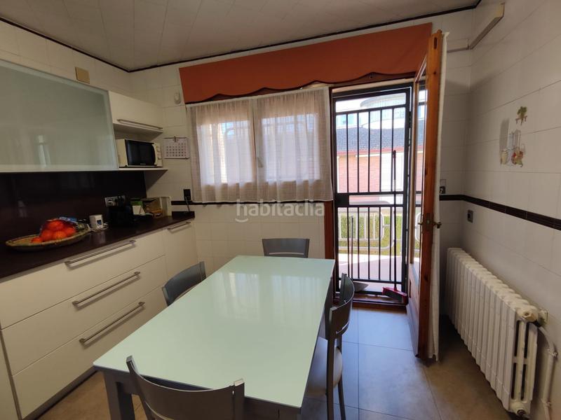 Foto d9de4ea6-61a1-4020-b161-b99de93f5672. Maison avec chauffage parking dans Canovelles