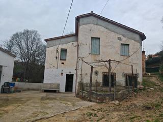 Masia a Torrent de fangas. Masia para reformar en can fangas