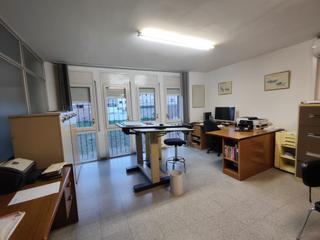 Bureau à Instituts. Oficina en el centro de granollers