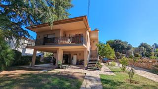 Casa a Lliçà d´Amunt. Magnífica casa con parcela de 2.300m2, en lliça damunt pineda fe