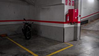 Autoparkplatz in Esteve barange 51. Parquin en el centro de cardedeu, al lado del cap !!!