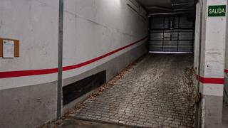 Autoparkplatz in Esteve barange 51. Parquin en el centro de cardedeu, al lado del cap !!!