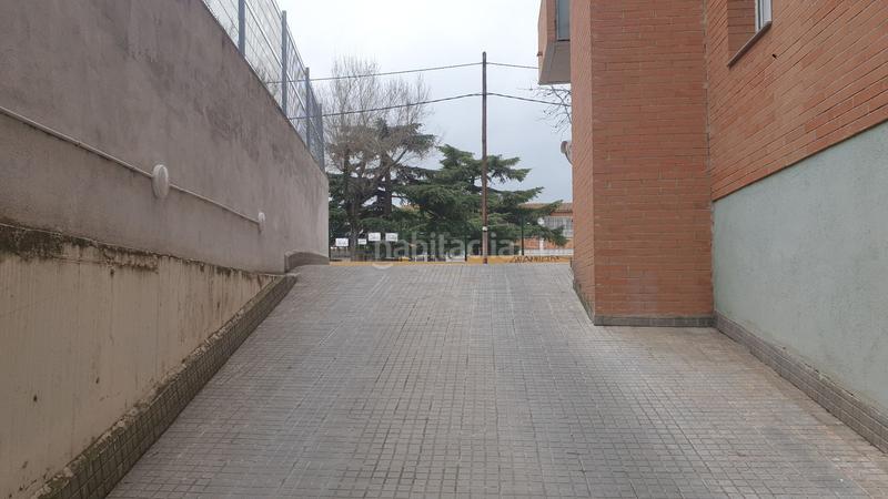 Foto 3cb94cf0-4d65-403e-bd04-f529b1b84d2f. Parking voiture dans esteve barange 51 dans Cardedeu