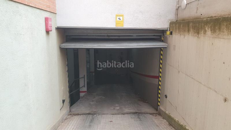 Foto 6479ee43-77ca-4c12-b4b4-fd17942bb8ce. Parking voiture dans esteve barange 51 dans Cardedeu