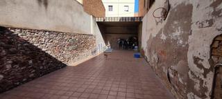 Terreno residencial  Riera. Solar en el centro de canovelles