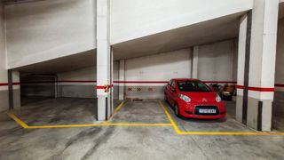 Autoparkplatz in Esteve barange 51. Parquin en el centro de cardedeu, al lado del cap !!!