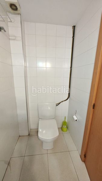 Foto d0547a5a-282c-46af-a08b-f971a1023f9f. Local comercial a riera 35 a Canovelles