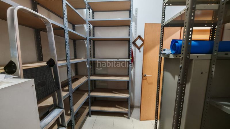 Foto e54be167-9a94-46ba-814d-0fb1c35b67a8. Local comercial a riera 35 a Canovelles