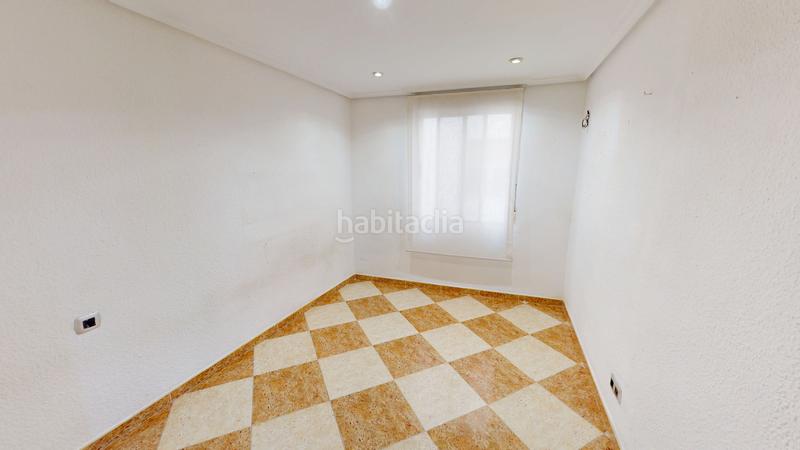 Foto 05ca4d90-44f7-4f77-9fdf-6c3d1ba799a6. Piso  en venta en calle josé más esteve en Reina Victoria - Miguel Hernández Elche / Elx