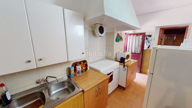 Foto c3249959-9ddc-4360-ab16-3a51a2a45dc0. Casa amb aparcament a Pedanías - Extrarradio Albacete