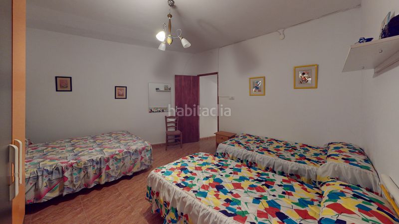 Foto f507cf9d-bc7c-4bc6-b62e-5f6ab6002a74. Xalet a Lezuza