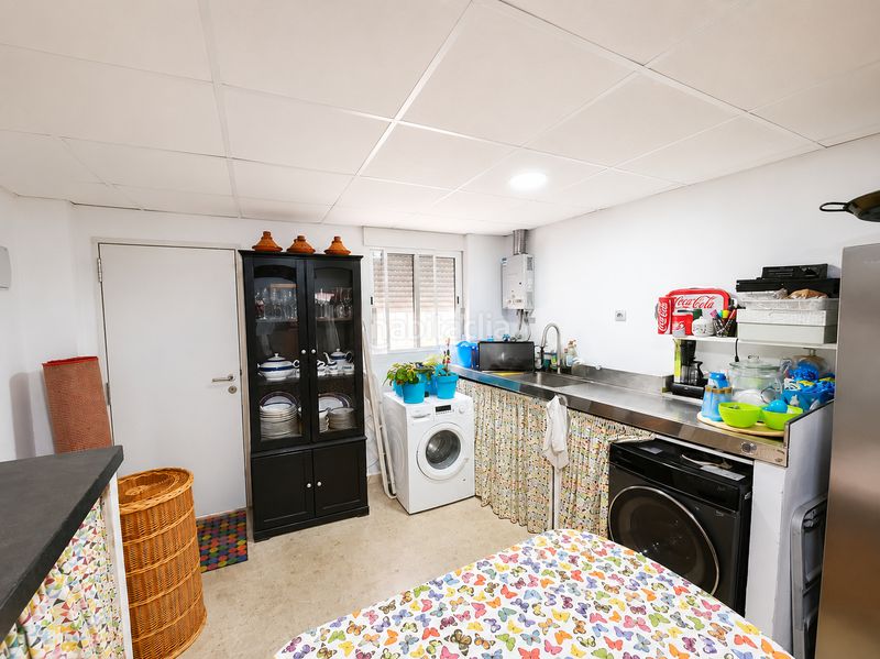 Foto 3fb84d32-6372-4f58-b082-1e2dc764ef70. Casa adossada a Alpera