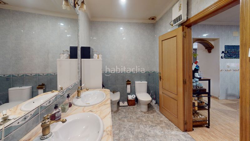 Foto 81a3f87b-0fc2-419e-aeb6-d45cbdbc6fc7. Casa adossada a Alpera