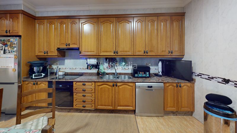 Foto cefb8ef5-991e-4027-9b7c-2745e2e69377. Casa adossada a Alpera