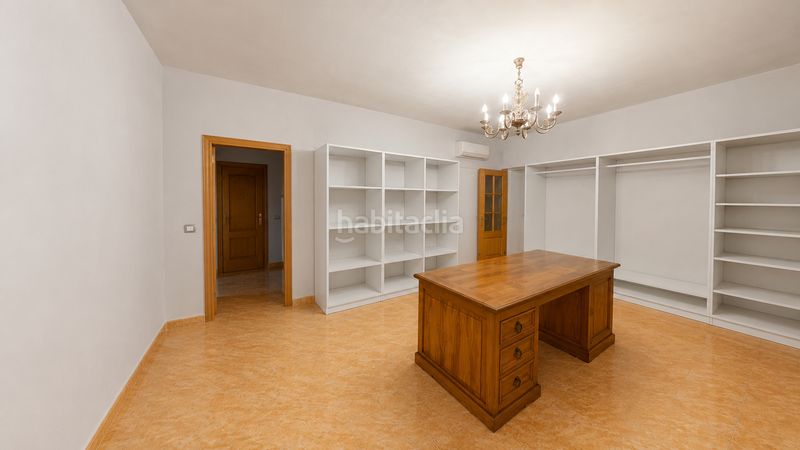 Foto f82d7e5c-6b3f-4486-b13b-fee40607a1bc. Casa adossada a Alpera
