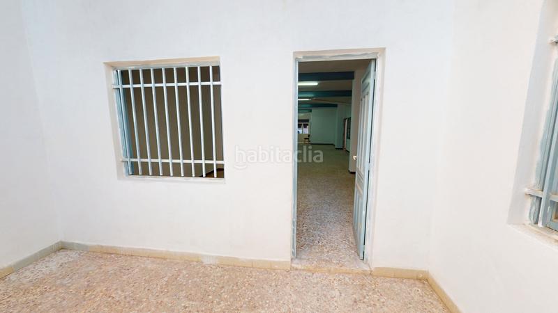 Foto a40121e1-444d-4d28-b0dd-b93a9d7a69da. Locale commerciale in Plaza Crevillente - Antiguos Juzgados - El Asilo Elche / Elx