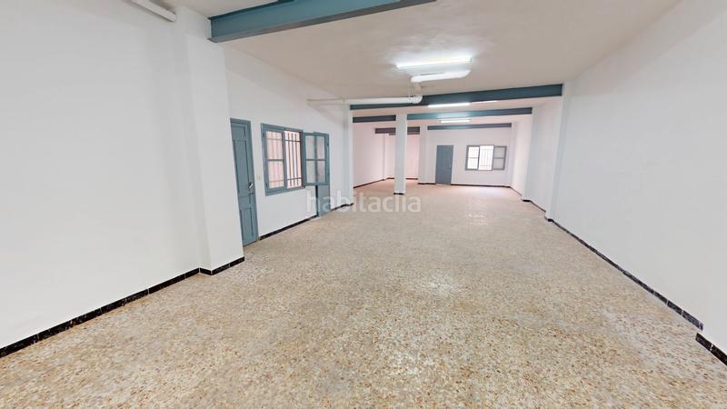 Foto db23fd3d-20ec-40b7-ae6d-437f34904c72. Locale commerciale in Plaza Crevillente - Antiguos Juzgados - El Asilo Elche / Elx