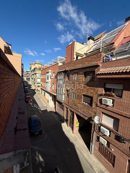 Foto 27d67a61-2d2c-4db4-9b0a-44b3e4c8e551. Apartament amb calefacció aparcament a Berruguete Madrid
