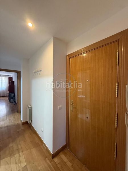 Foto dfe9ac0a-ae5b-4193-b303-48df3b3170bf. Apartament amb calefacció aparcament a Berruguete Madrid