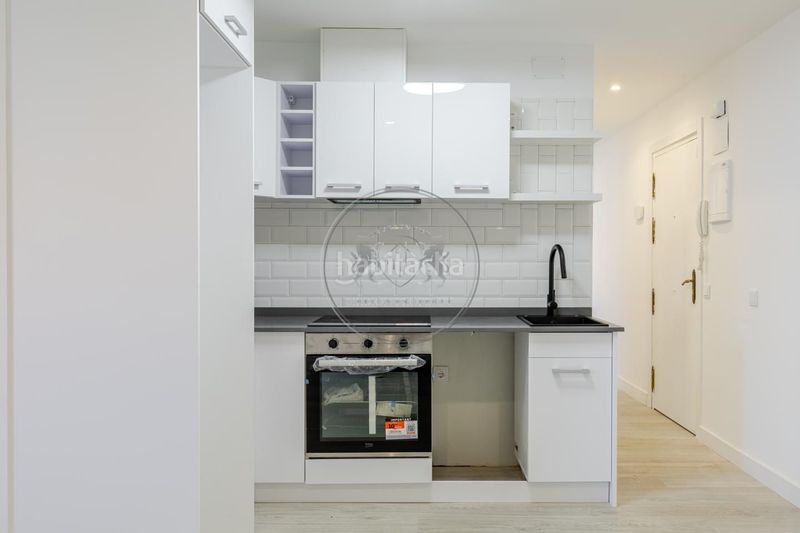 Foto 0d73d7b3-be32-4469-a583-cce164120e2e. Pis a Almenara-Ventilla Madrid